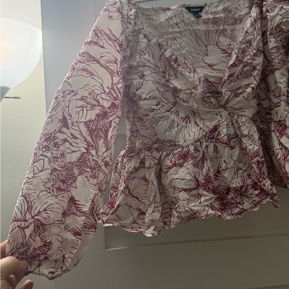 Express Floral Blouse - Pink and White - Picture 5 of 7